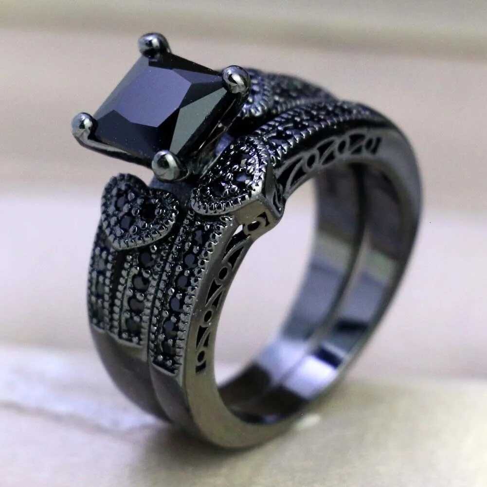 Fashion Couple Rings Women Black Heart Crystal CZ Rings Set Mens Two Rows Black CZ Stone Stainless Steel Ring Wedding Jewelry W250911