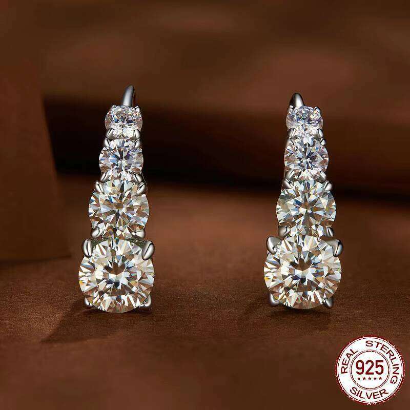 Brand Jewelry Pure Sier White Moissanite Dia Stones Stud Earrings for Girls