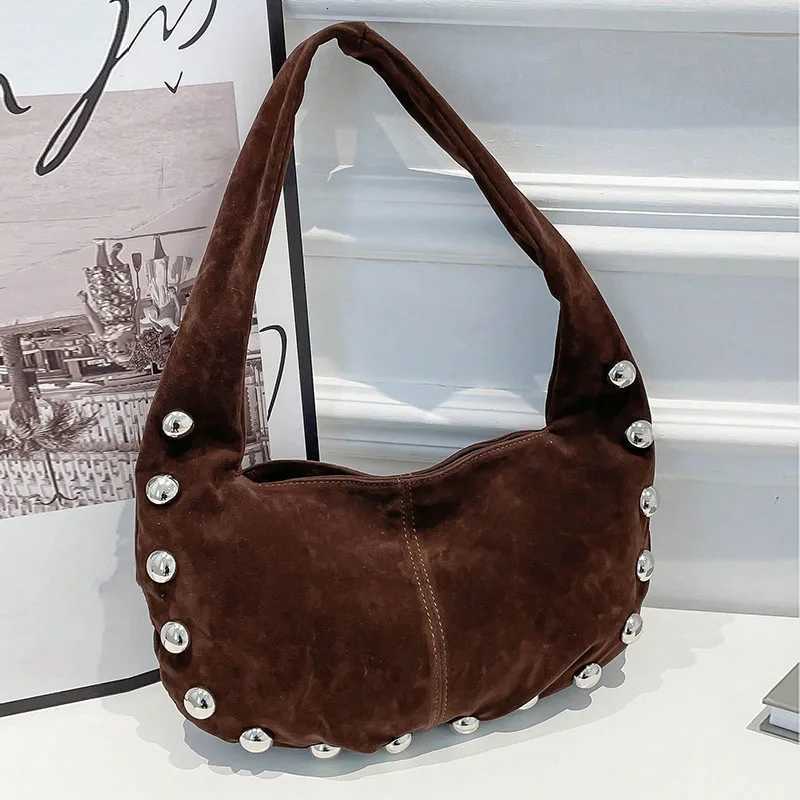 FAshionable spicy style niche shoulder bag soft and lightweight armpit bag versatile for daily use popular Z250911