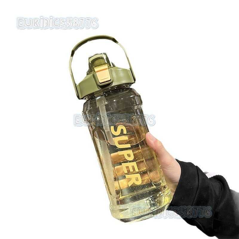 Large Capacity Water Bottle Sports Water Bottle Outdoor Straw Cup Summer Straw Outdoor Water Fitness Cup H250911