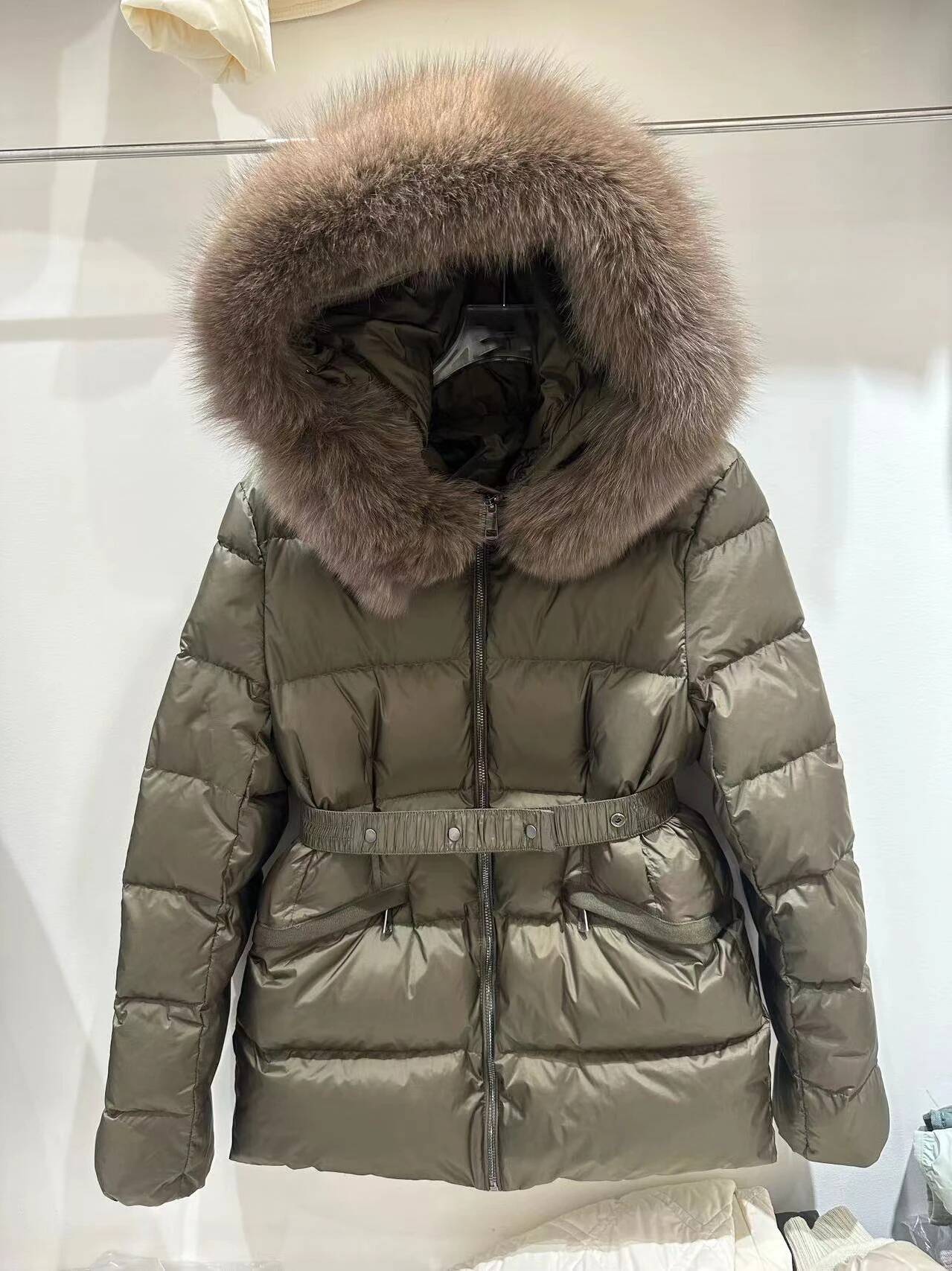 ort Puffer Jaet Women's White Du down Thiened Waist-Cinching Large Fur Collar Hooded Coat Winter Outerwear