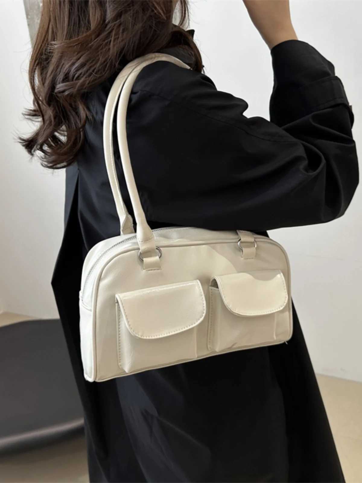 Personali Commuter Double ket Handbag Faionable Underarm Single oulder Bag Small Design Autumn New Sle Z250911