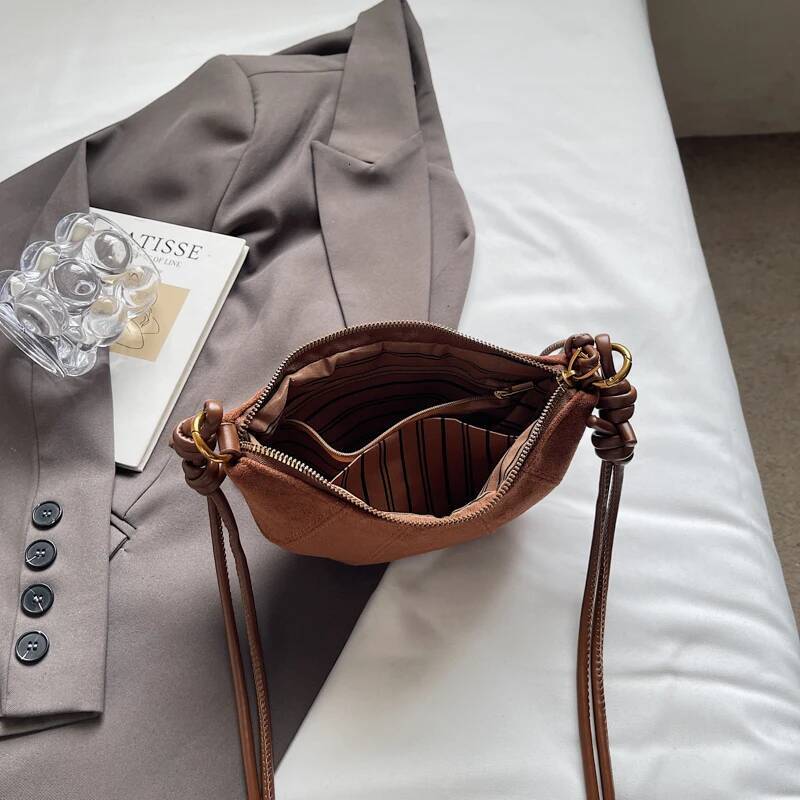 Retro Patchwork Leather Women s Shoulder Bag Crossbody Bag Frosted Suede Solid Color Horn Bag Niche Fashion Designer Bag Personalized Simple