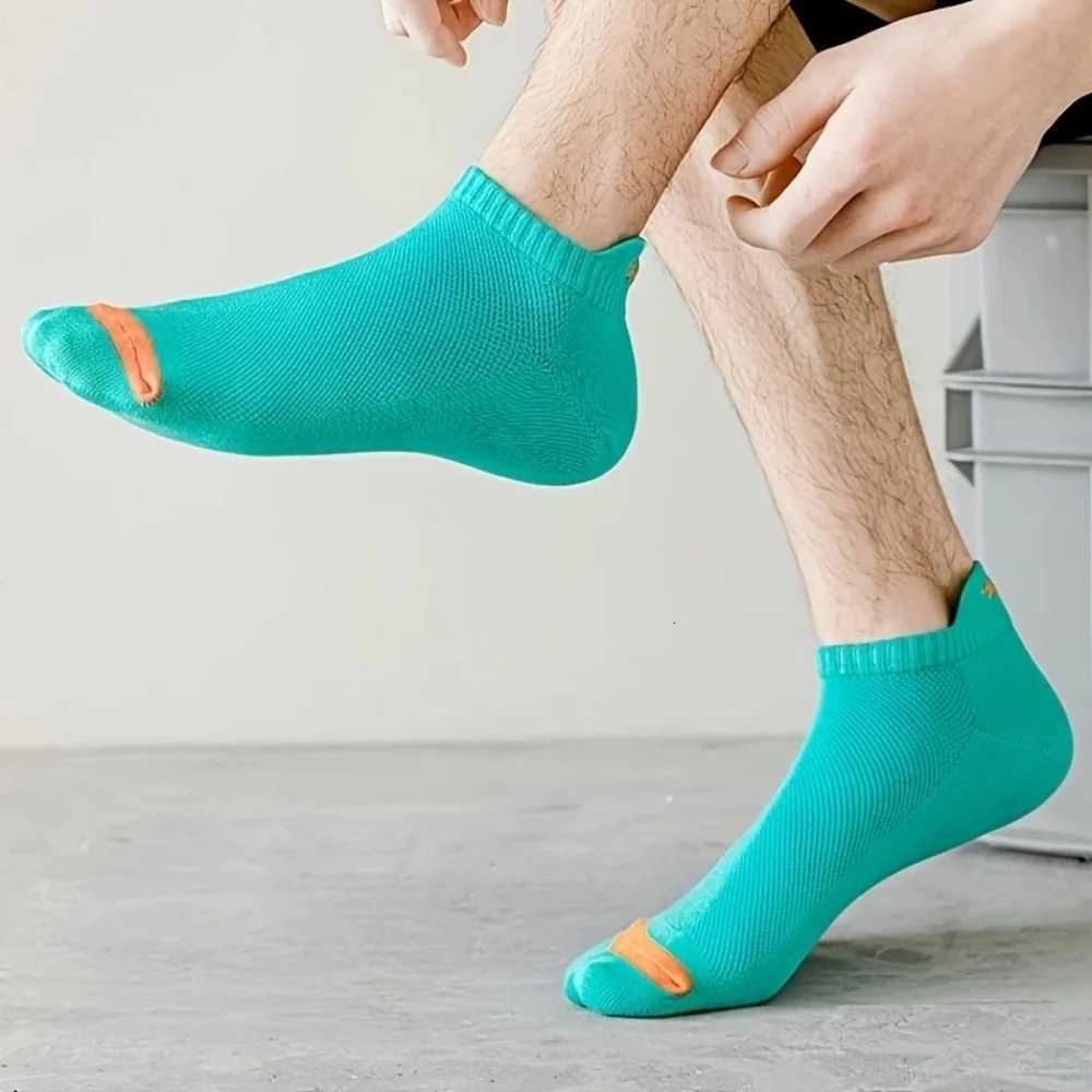 Random 5 Pairs of Mens Boat Socks Thin Mesh Breathable and Deodorant Sports Socks D250911