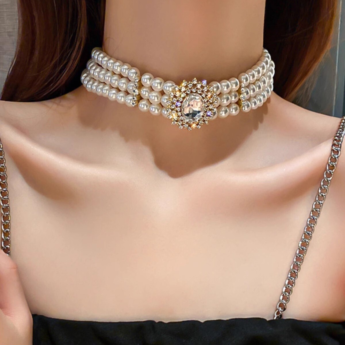 Luxury Brand Designer Jewelry Artificial Crystal Inlaid Diamond Multi-Row Artificial Pearl Necklace European And American Exaggerated Elegant Short Ch