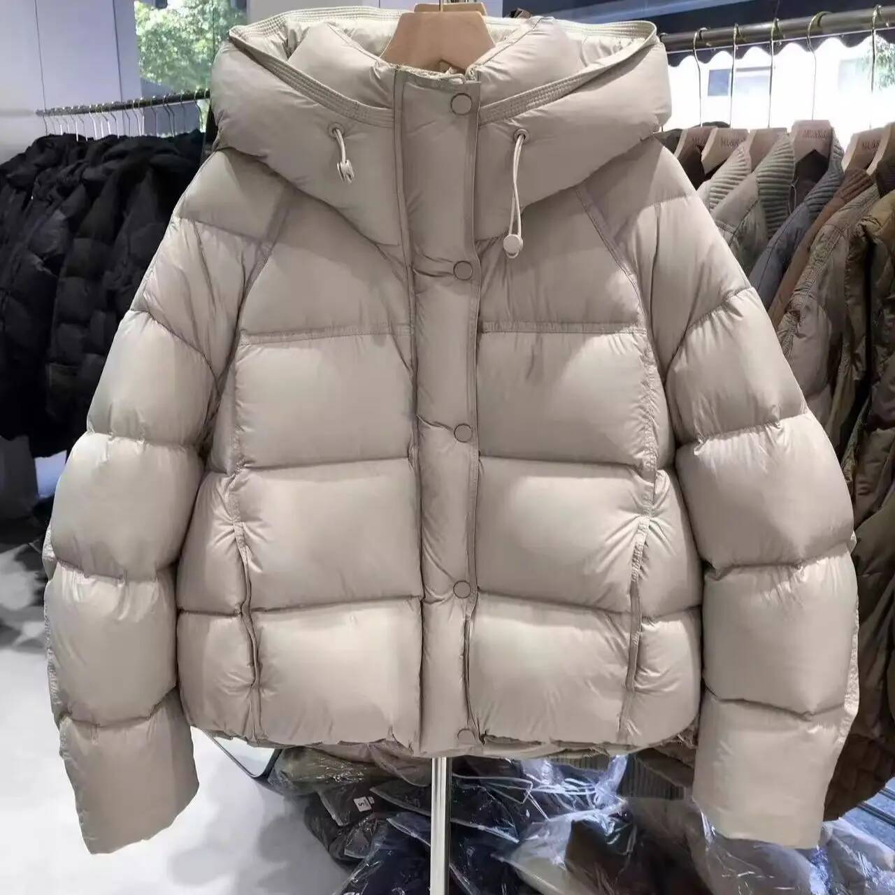 Fashion Hooded Thick Cotton For Women In Winter 2025, Popular Short And High-End Korean Version Warm Jacket