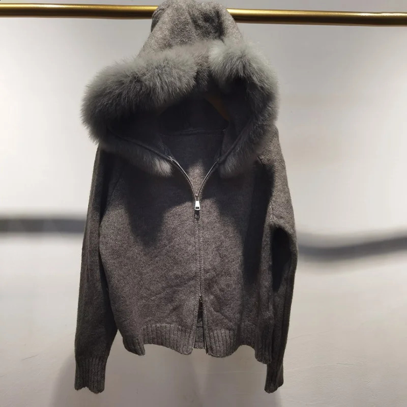 2024 Autumn Hooded Cardigan With Real Fur Stripe Long Sleeve Female Cardigans Zipper Causal Sweater Hood 250911
