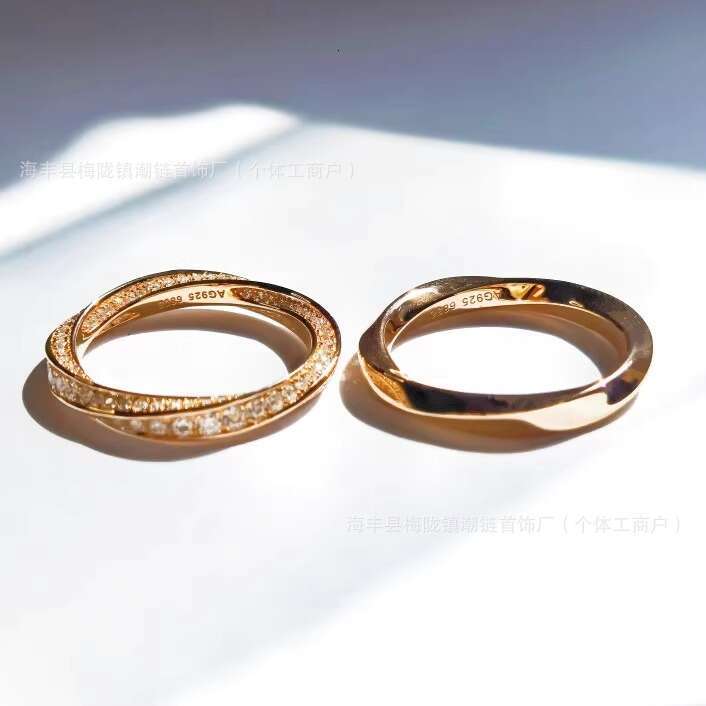 High Version Twisted Dense Inlaid Fashion Fragmented Diamond for Women High-end Index Finger Ring Daily Jewelry
