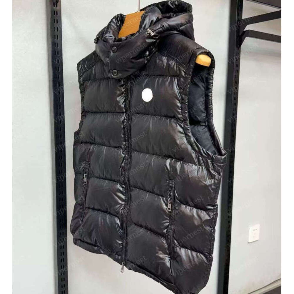 Mens Vests Designer Down Vest Have French Puffer Vest Womens Gilet Bomber Coats Embroidered Chest Badge With Letters Body Warmer Outerwear Windbreaker Jackets