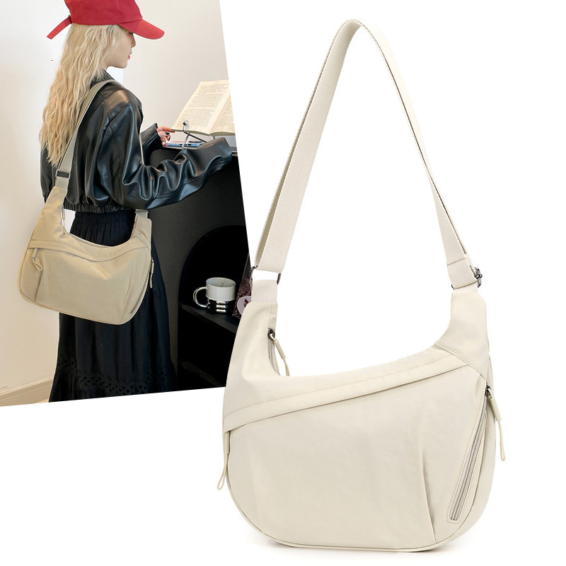 Women S Large Capacity Bag Japanese Style Lightweight Free Shipping Nylon Crossbody Bag New Casual Shoulder Bag Luxury Bag Student Commuter Designer B