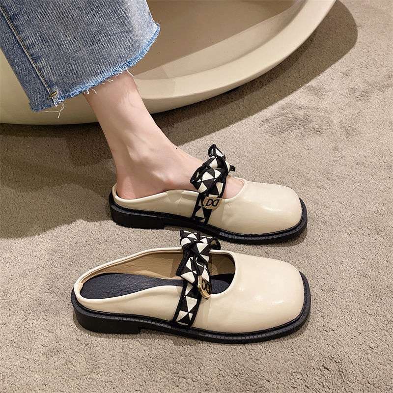 Women's sandals autumn new designer shoes outdoor soft soled slippers flat shoes closed toe half slippers wide toe shoes lazy slippers