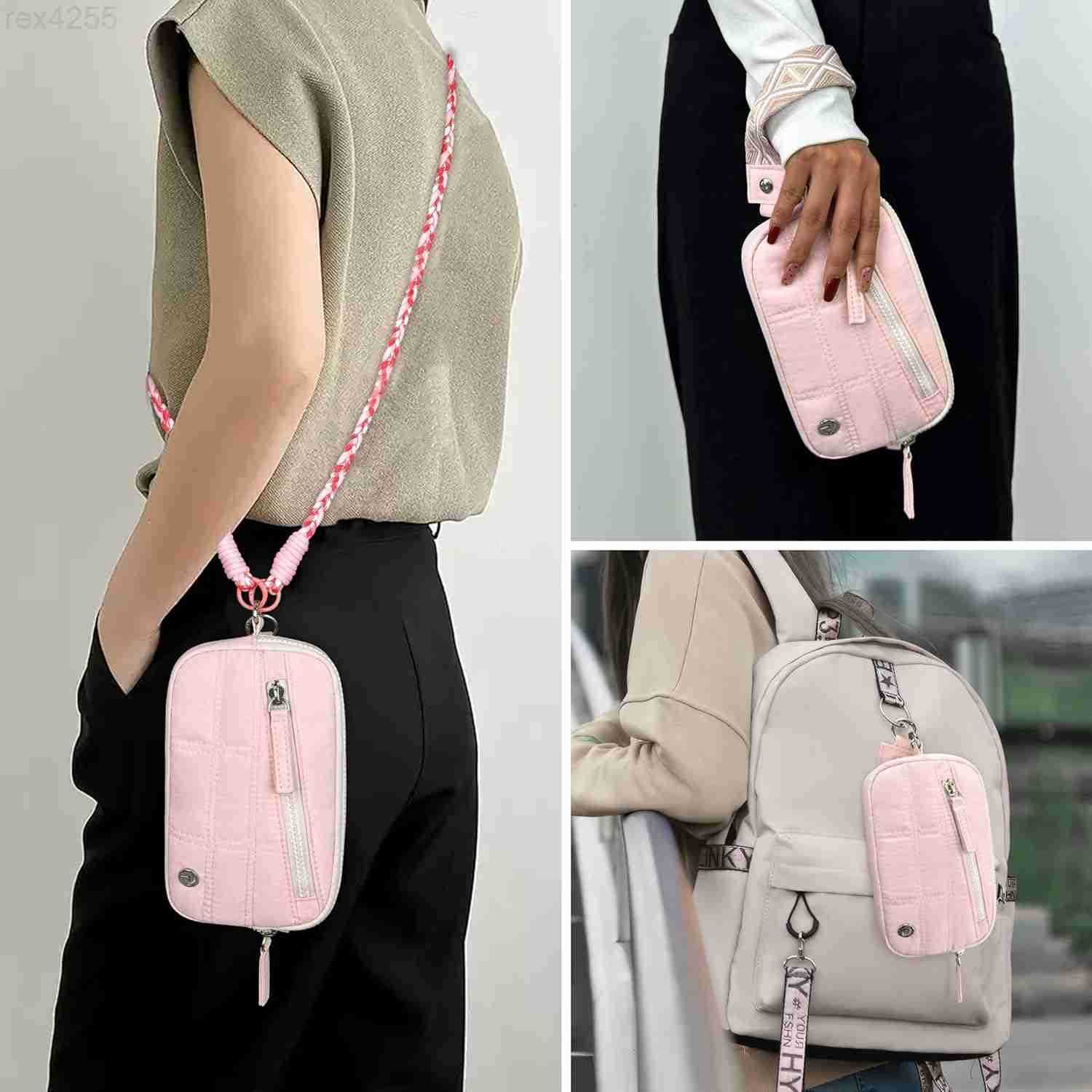 Large Wristlet WalletRFID Blocking Wristlet Purses for Women Travel Clutch Organizer with Card Phone SlotsW250911