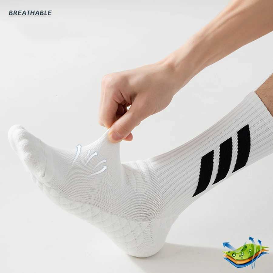 Mens Cushioning and PressureRelieving Particle Towel Bottom Basketball Running Sports Socks D2509111