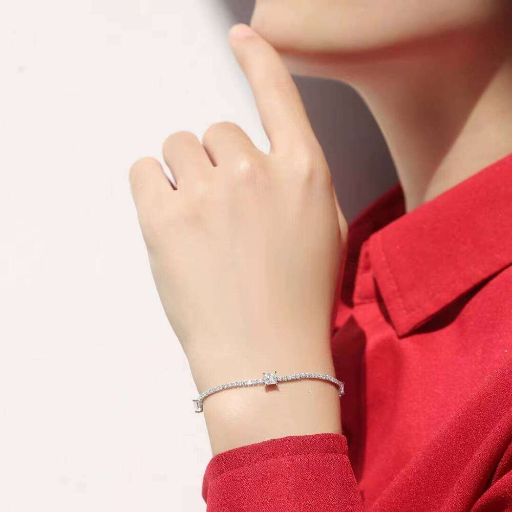 Wholesale 0.9Ct 4Mm Moissanite Italian Charm Bracelet Sier Platinum Plating Gold Main Material for Gift