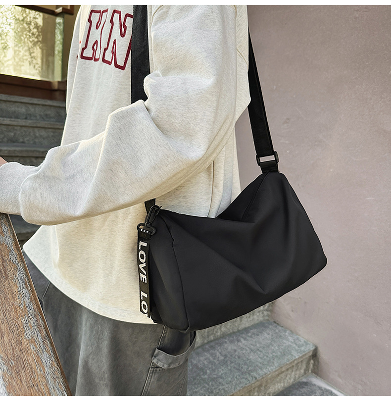 Travel Trendy Casual Crossbody Bag Short Trip Business Bag Single Shoulder Free Shipping Women S Bag Luxury Bag Gym Bag Yoga Backpack Sports Designer 