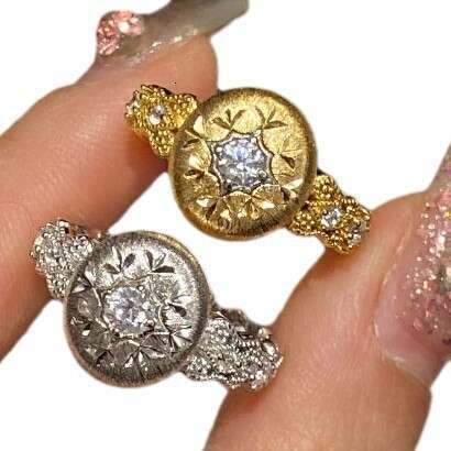 French Light Luxury Buchi Style Brushed Carved Hollow Snowflake High-end Diamond-studded Elegant Niche Ring