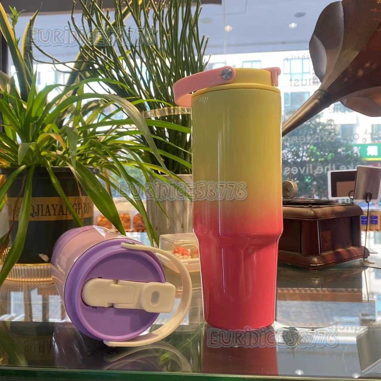Gradient Car Cup Large Capacity Portable Dual Drinking Straw Cup for Car and Office Insulated Cold and Hot Ice Cup H250911