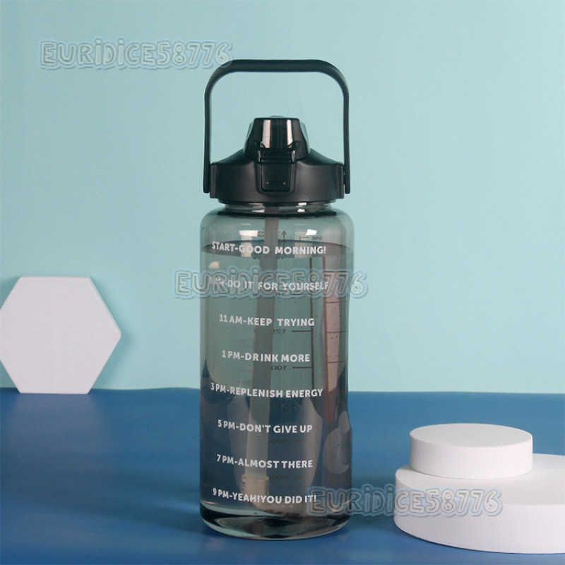 Large Capacity Sports Water Bottle Ton Cup Transparent 2l Straw Cold Water Bottle Outdoor Space Cup Graduated Plastic Water Cup H250911