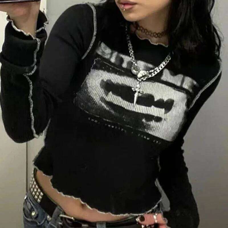 Vintage Punk Skull Gothic Esthetics Streetwear Women's Tee Summer Grunge Graphic Print Splicing Long Sleeve Y2k Slim Crop Top