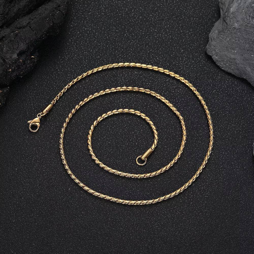 Wholesale Fashion Jewelry Womens Thin Silver Snake Chain Stainless Steel Thin Necklace 18k Gold Plated Chain Necklace for Party