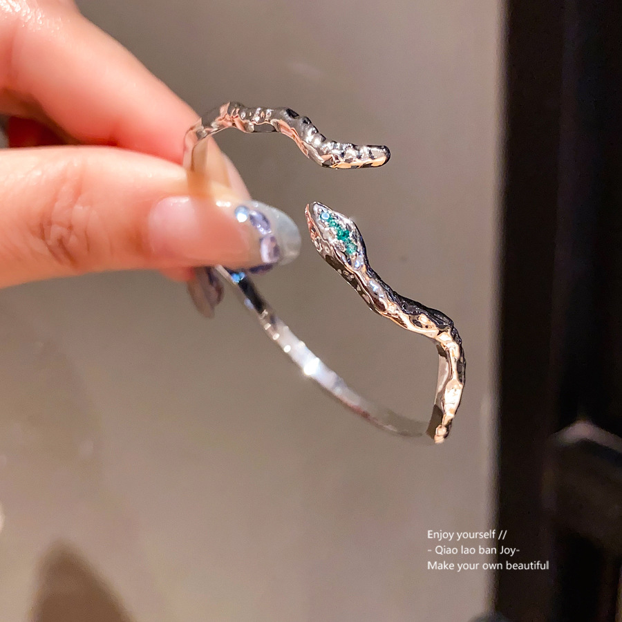 Silver - Toned Cuff Bangle With Snake - Shaped Design, Emerald - Hued Crystal Accent Delicate Daily & Edgy Jewelry Gift For Her High - Quality And Uni