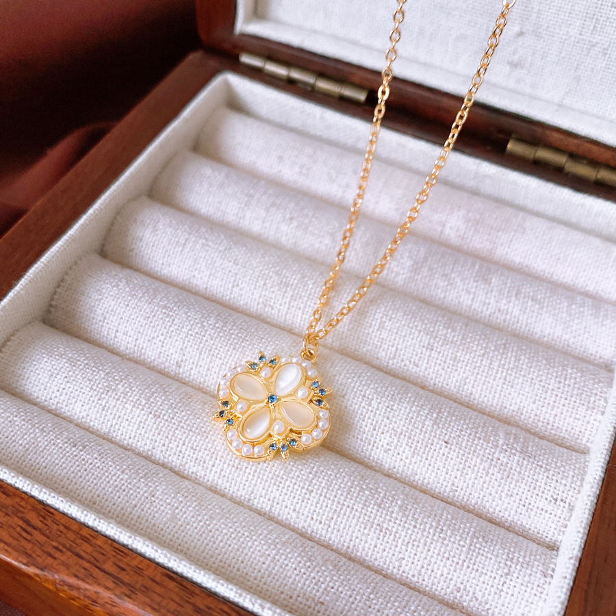 Luxury Brand Designer Jewelry Silver Needle Inlaid Diamond Pearl Flower Earrings Necklace Light Luxury High-End Clavicle Chain Fashion Versatile Jewel
