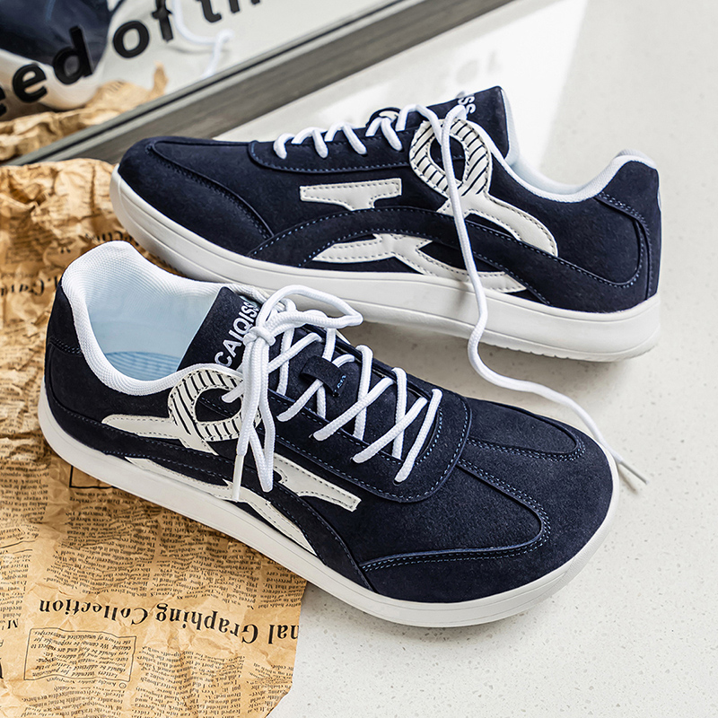 Durable Unisex Outdoor Running Footwear with Broad Head Seasonal Collection