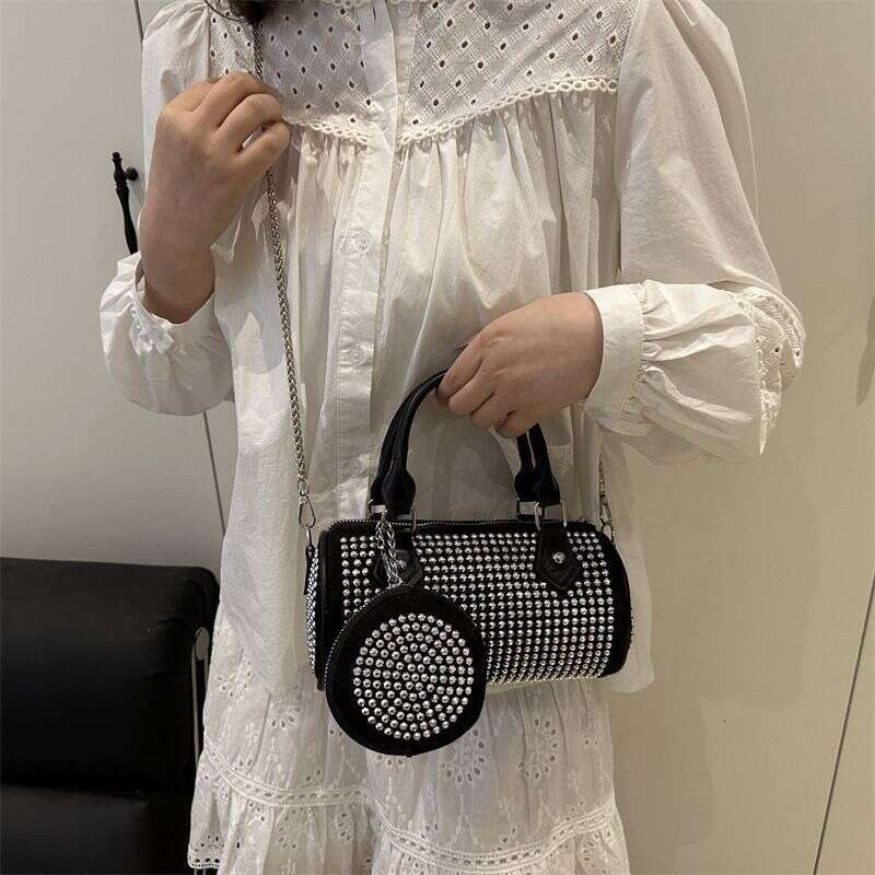 Niche Designer For Women 2025 New Trendy Versatile Casual Handbag With Shiny Dias Fashionable Shoulder Crossbody Bag