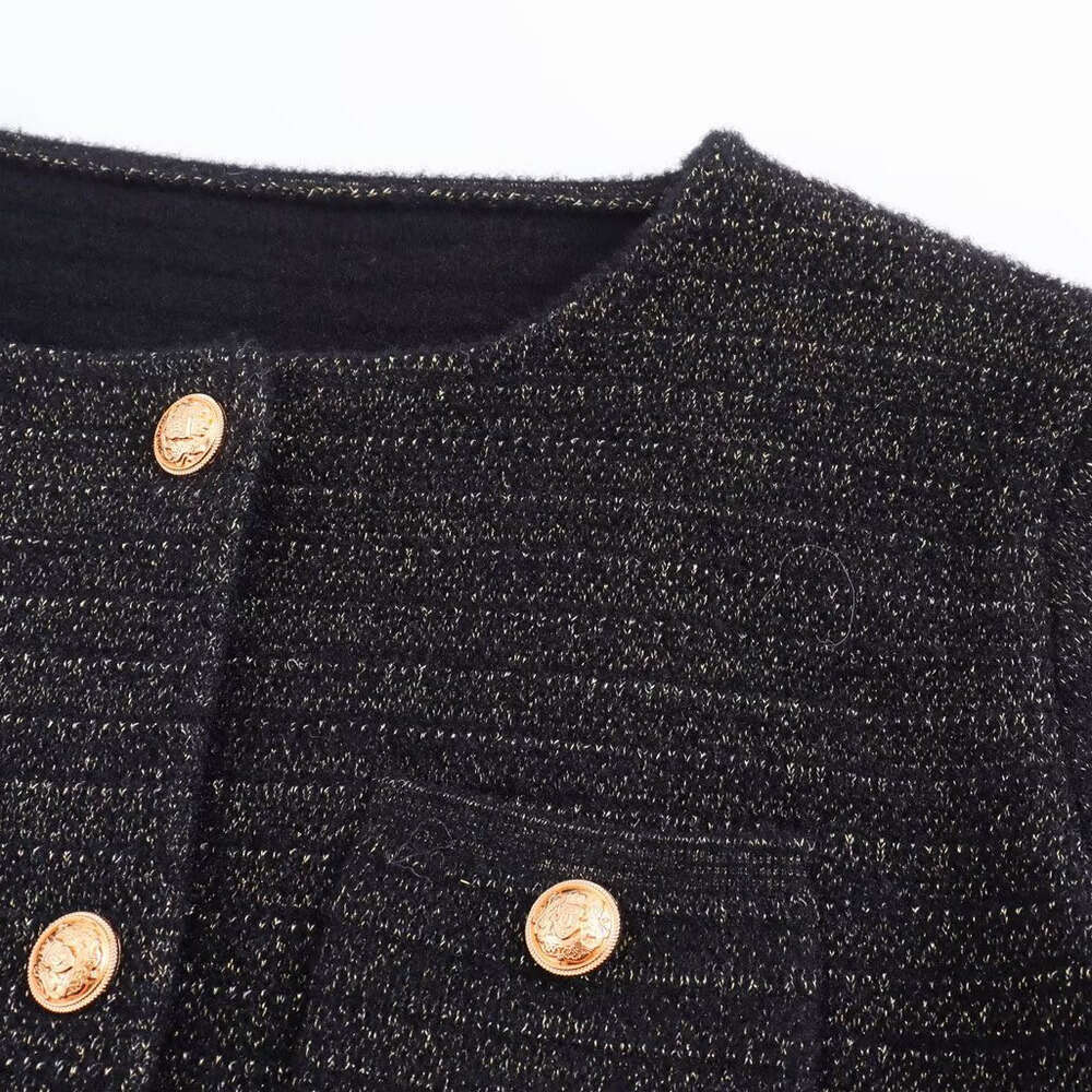 DHEssentials 2025 Autumn New French Style Chanel-inspired Thread Horizontal Stripes Pocket Gold Button Round Neck Knitted Sweater Jacket