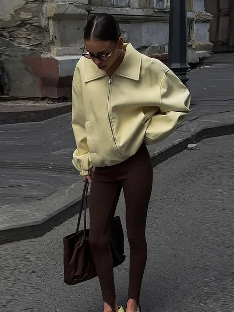 Retro PU Leather Zipper Jacket Women Fashion Lapel Loose Light Yellow Jackets Lady Versatile Casual Chic Street Outwear 250911