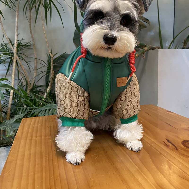 Soft and Warm Cotton et for Pets Designer Dog Clothes Winter Cotton Coat Casual Sweater with Letter Cold Weather G250822