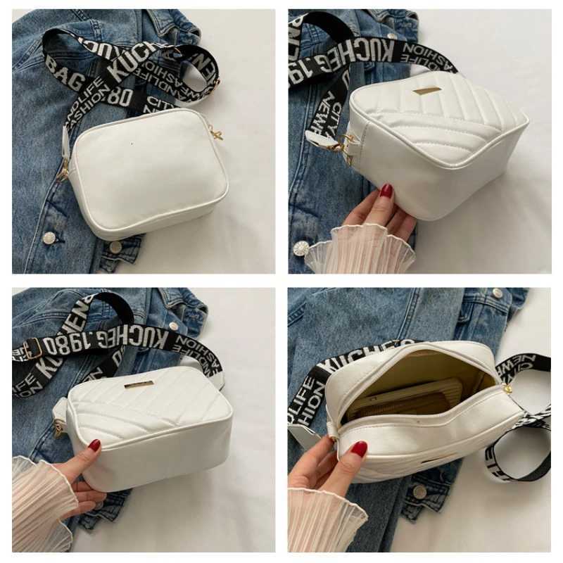 Minimalist Mini Fashionable Quilted Crossbody Bag Wallet Trendy PU Shoulder Bag WOMENS Casual Handbag and Mobile Phone Wallet W250911