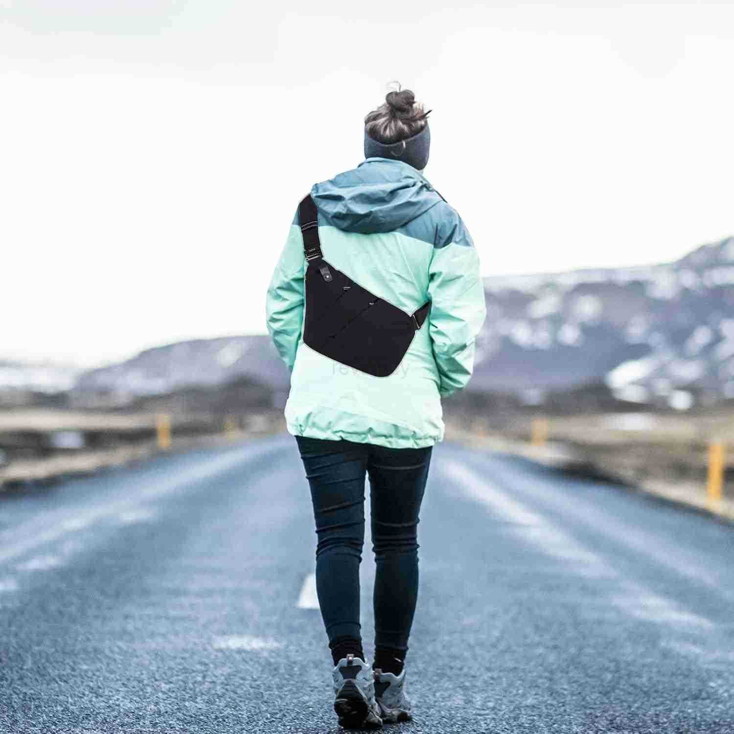 Sling Bag Cross Body Bag Anti Theft Crossbody Bags for Travel Lightweight Chest Shoulder Bags for Women MenW250911