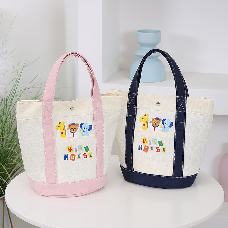 New Canvas Bag Japanese Cartoon Cute Embroidery Designer Bag Mommy Bag Free Shipping Letter Lunch Luxury Bag Bag Large Capacity Tote Bag