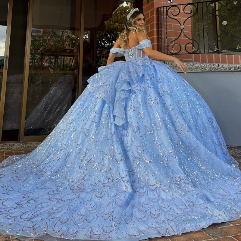 Light Blue Shiny Ball Gown Quinceanera Dresses Off The Shoulder Beading Crystal Tull Party Birthday Sweet 16 Dress Vestidos 15 De Anos