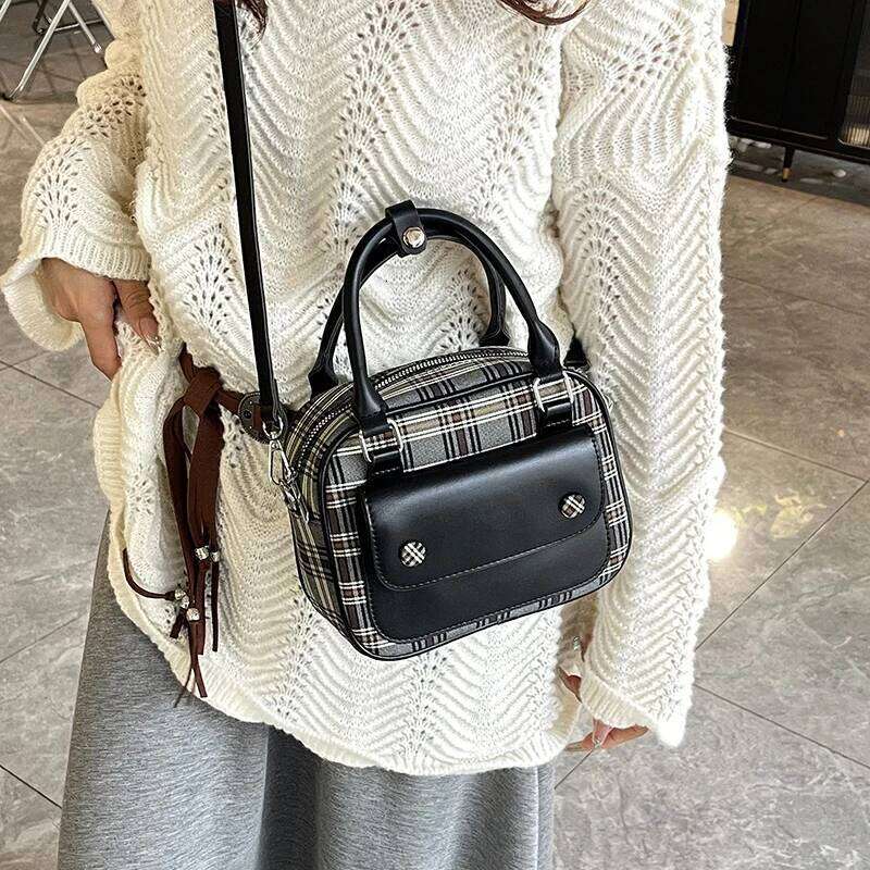 Korean High-End Satchel Boston 2025 Autumn And Winter New Fashion Plaid Shoulder Crossbody Bowling Bag