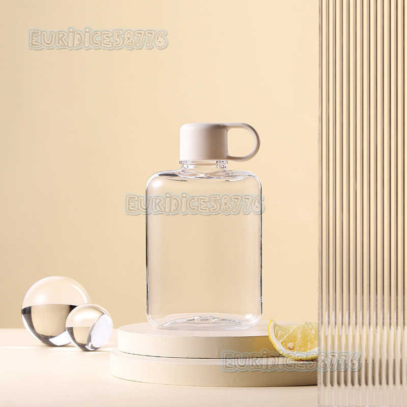Fresh Style Portable Flat Bottle Plastic Cup Outdoor Summer Portable Large Capacity Antidrop Transparent Tritan Space Water Bottle H250911