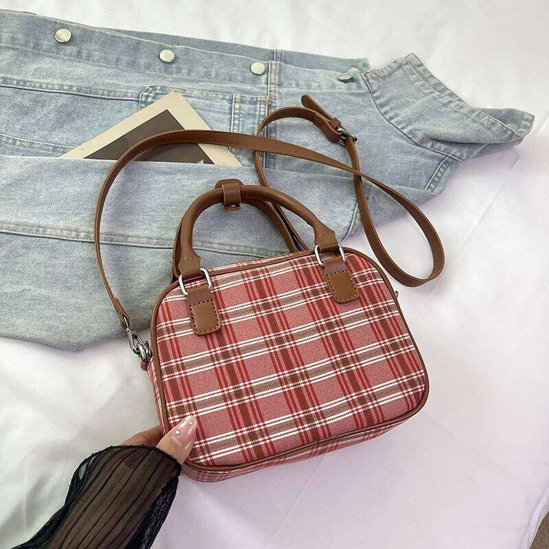 Korean High-End Satchel Boston 2025 Autumn And Winter New Fashion Plaid Shoulder Crossbody Bowling Bag