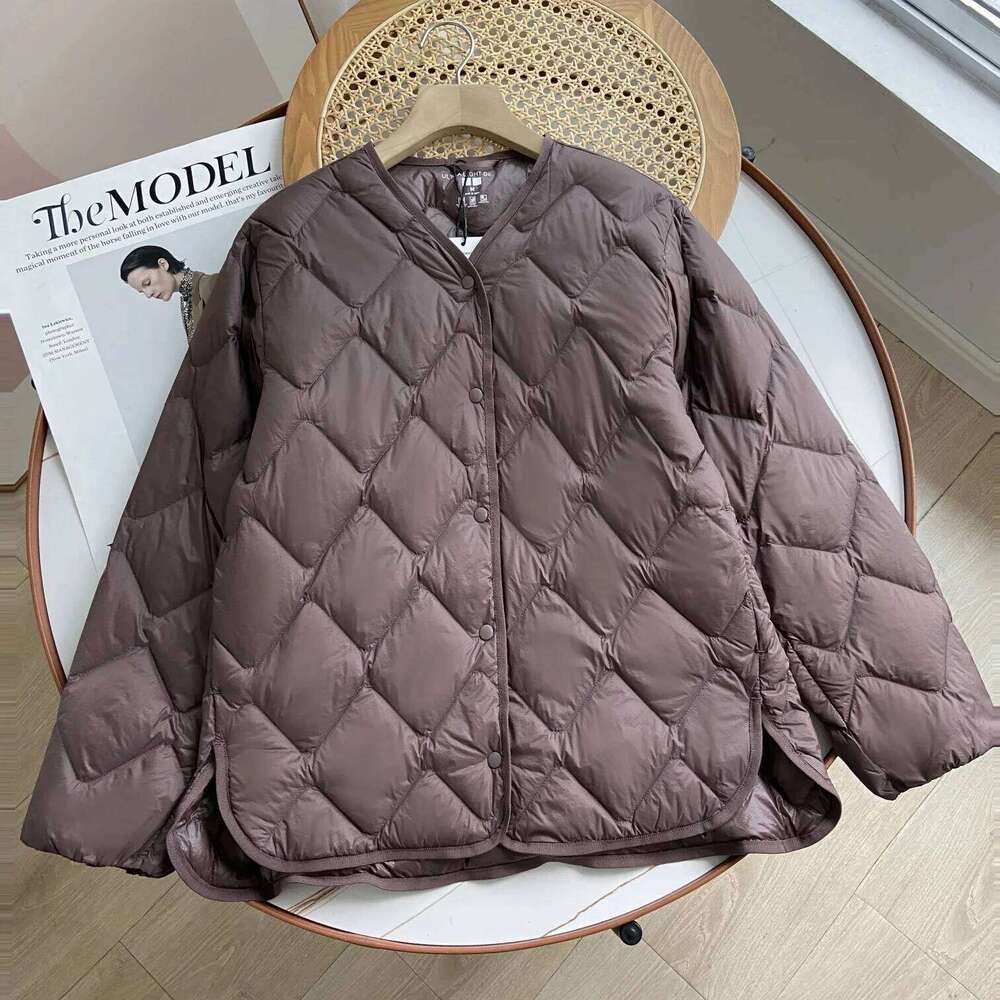 Lagabogy 2025 Autumn Winter Women Ultra Light 90% White Duck Down Jacket Female Casual Loose Puffer Coat Single Breasted Outwear
