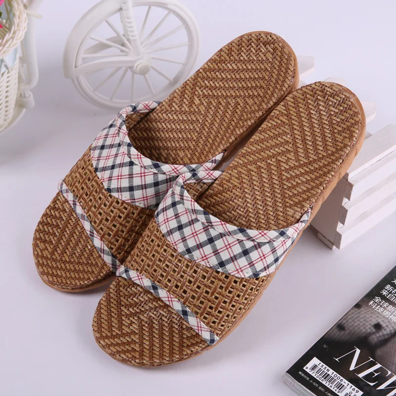 Mntrerm Summer Natural Bamboo Rattan Cane Grass Weaving Slippers Shoes Vine Grass Men Casual Slippers Nonslip Couples Slippers250906