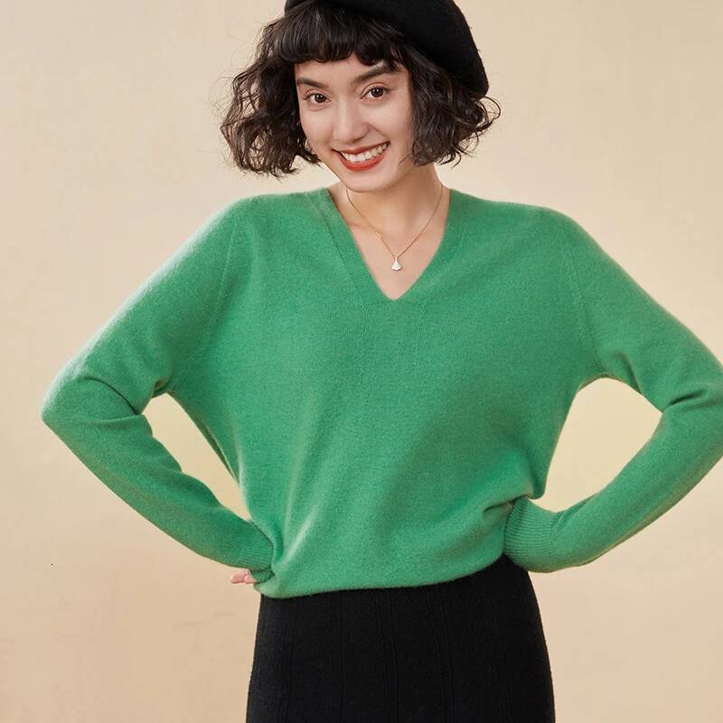 Autumn And Winter New Sweater 100% Pure Cashmere V-neck Knitted Pullover Long Sleeved Hot Selling Women's Top