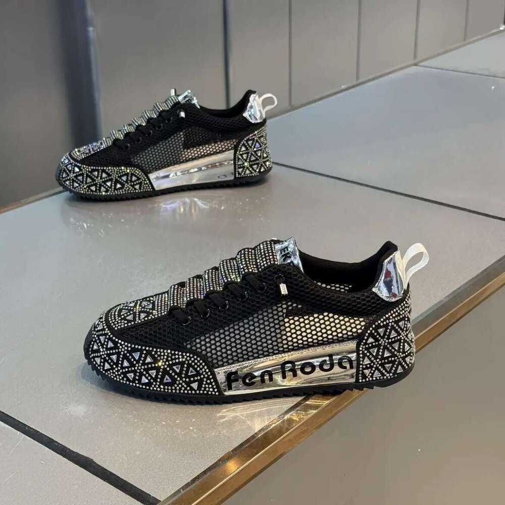 Slip-On Full Diamond Dad 2025 New Low-Top Comfortable Breathable Mesh Sole Height-Increasing Versatile Casual Men's Shoes
