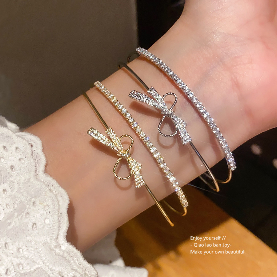 Gold - Toned Bangle With Bow - Shaped Crystal, Sparkly Pave Detail Delicate Daily & Elegant Jewelry Gift For Her High - Quality And Stylish Accessory