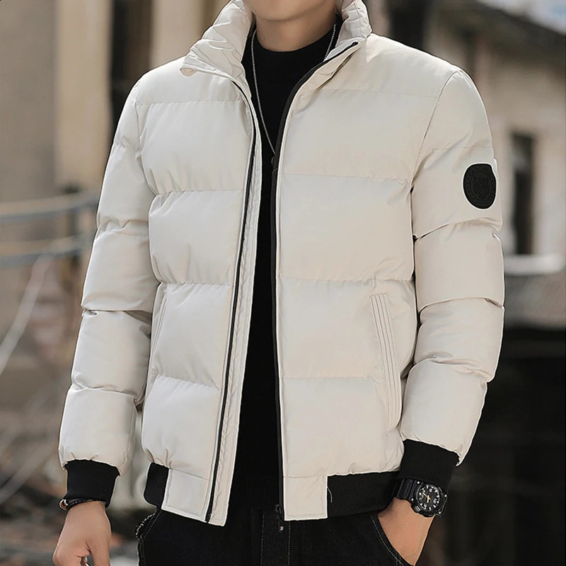 Mens Winter Jackets and Coats Cotton Outerwear Clothing Parkas Jacket Windbreaker Thick Warm Male M5XL 250911