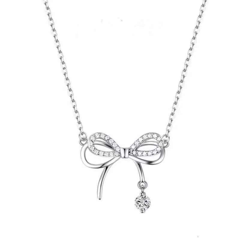 Necklace for Women Fan Family Light Niche Versatile Elegant Simple Zircon Ins Trend Internet Celebrity Same Style Clavicle Chain