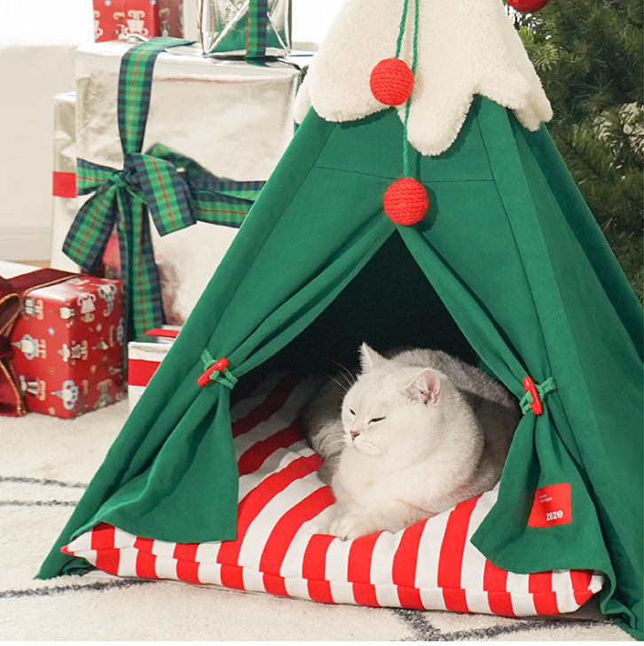 Chic Cat Condo: Soft-Sided Heated Shelter w/ Removable Liner Perfect For Chilly Climates