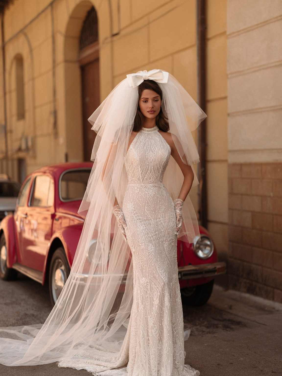 Exquisite Tassel Sexy Halter Wedding Dress Customized Beaded Straight Fitted Cocktail Gown Charming Sequined Party Wear Customized