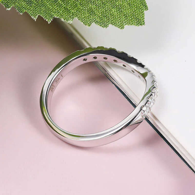 D color Moissanite for women simple all-in-one ins Wind index finger S sterling sier V-shaped dia ring H240706