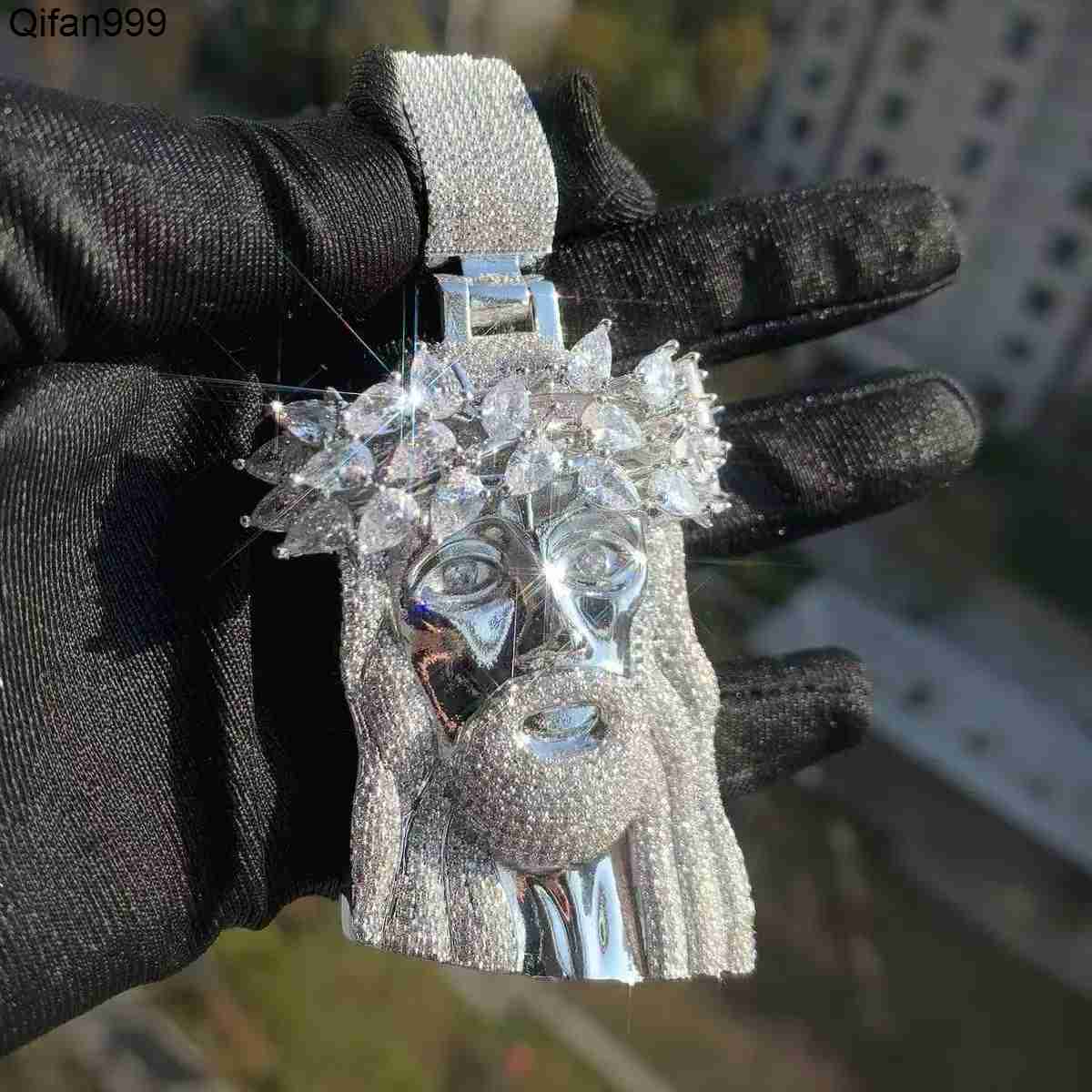 Exquisite Big Piece 3D Jesus Pendant Moissanite Pendants Iced Out Jewelry Diamonds Custom Moissanite Pendant Religious Jewelry