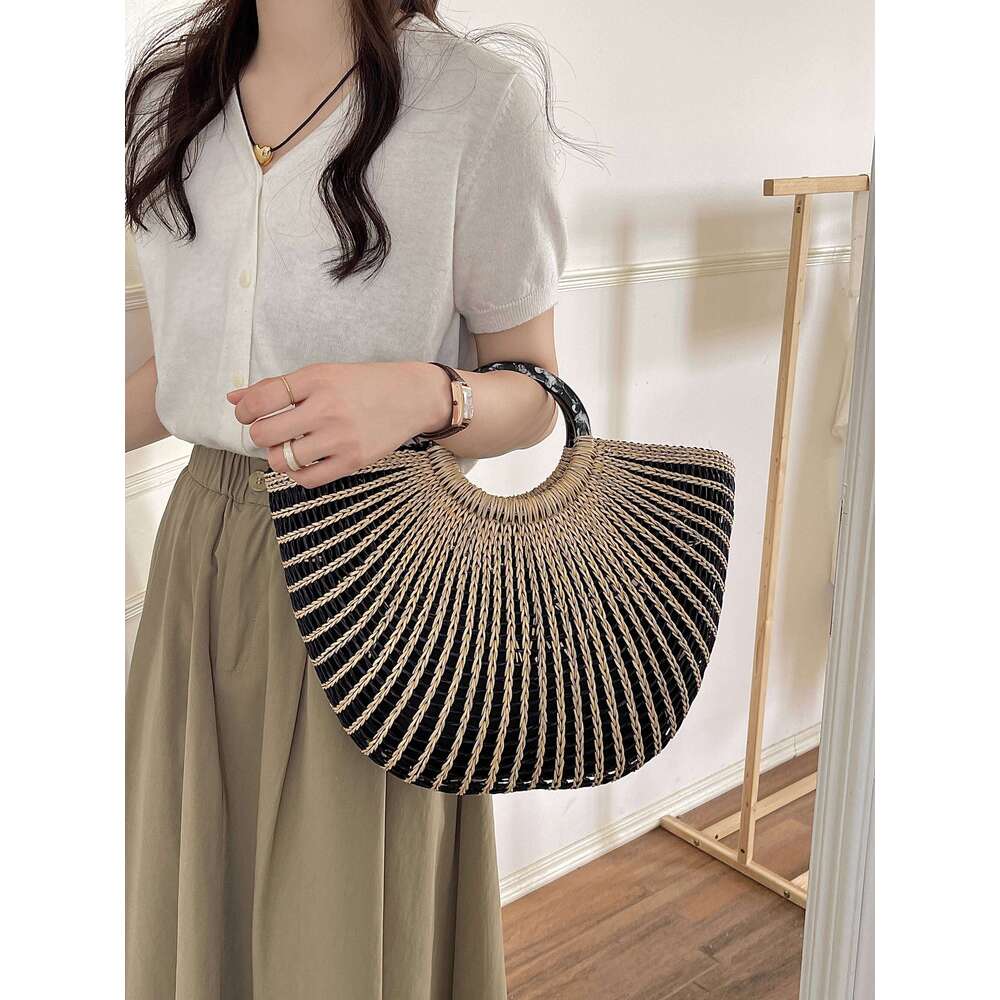 Designer Bag Tote Bag Shoulder Bag Hollow Out Handheld Straw Ins High End Large Capacity Beach Vacation Woven Bag Summer